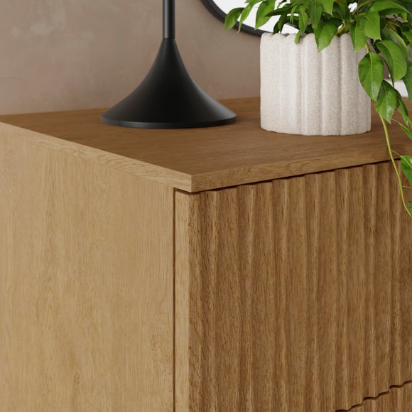 Inga 7 Drawer Chest, Light Oak